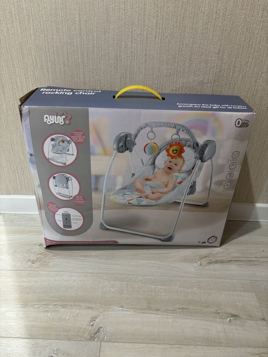 Шезлонг детский.  В хорошем состоянии