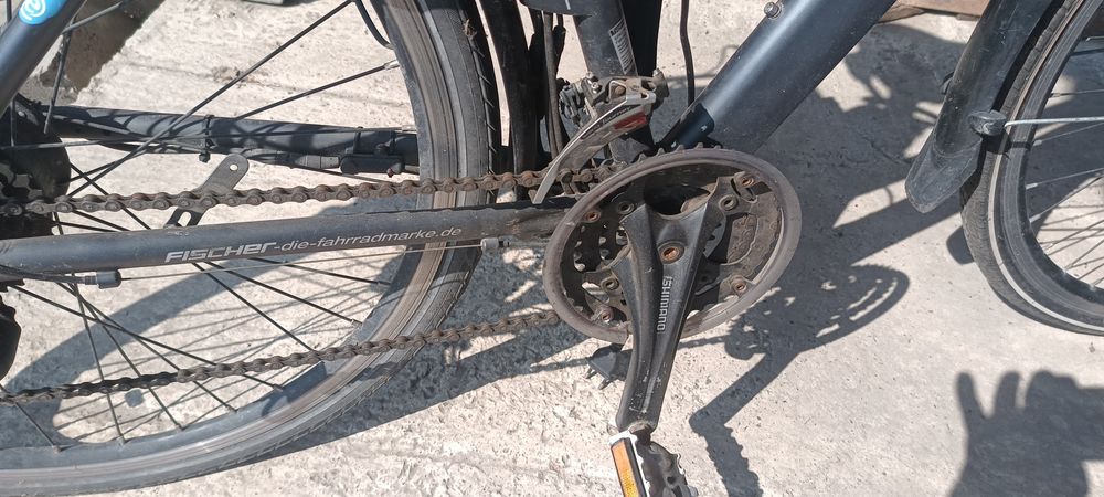 Bicicleta electrica asistata cu 9 viteze electric și 21 mecanice