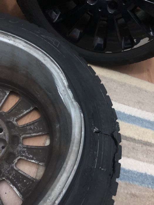 ATENȚIE o geanta este lovita  205/55/16