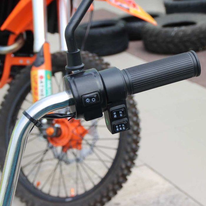 Електрическа товарна триколка HEAVY CARGO 2000W