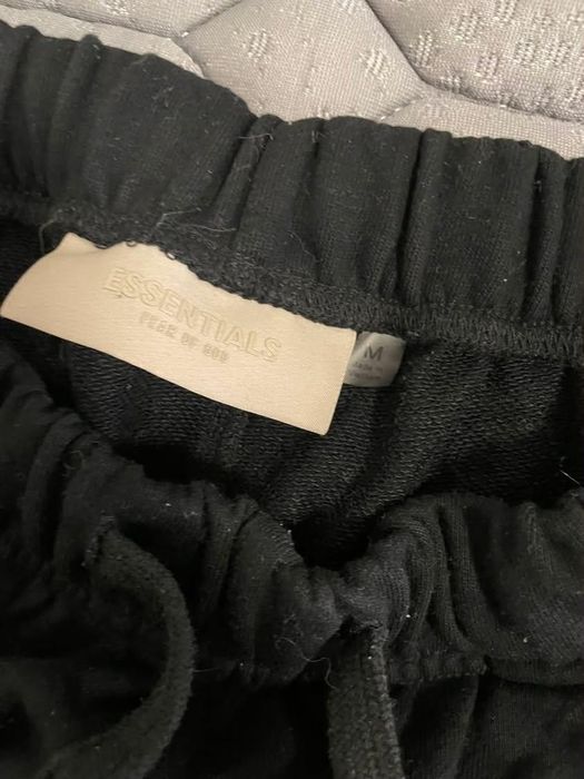 Pantaloni essentials