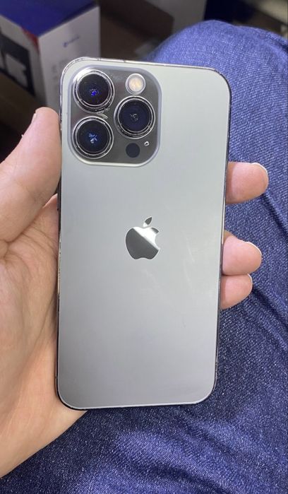 Продам айфон 13 про 256 гб