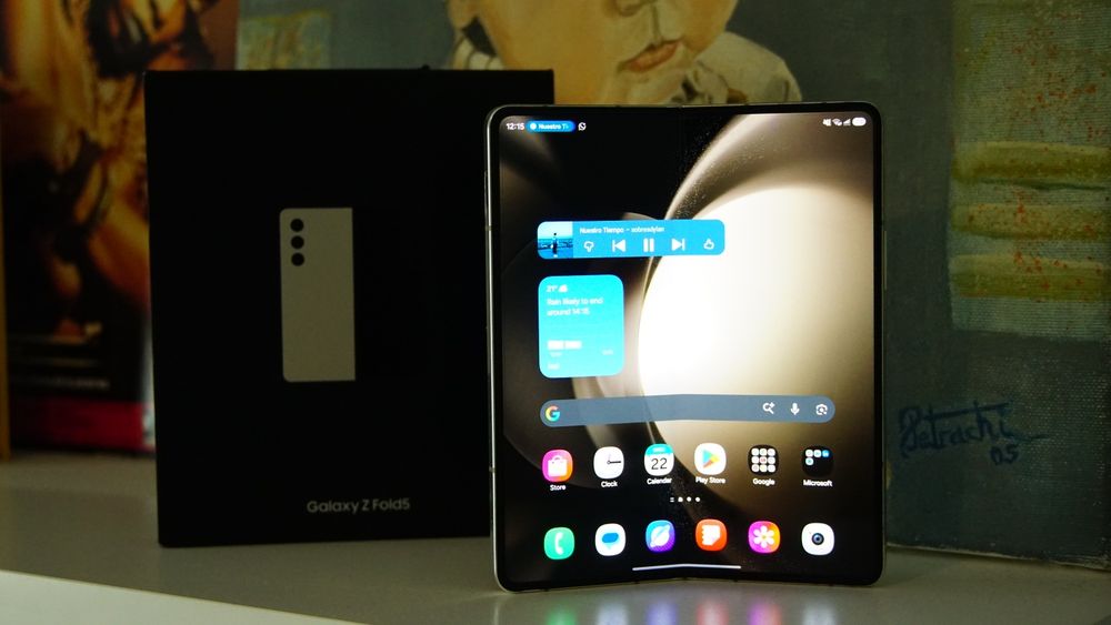 Samsung Galaxy Fold 5 | S-pen | Full Box

|Case

256 gb