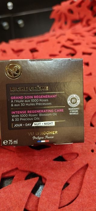Crema antirid zi/noapte,Riche Creme Yves Rocher 75ml