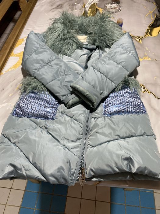 Продажа куртка  состояние  в отличном покупала. За дорого