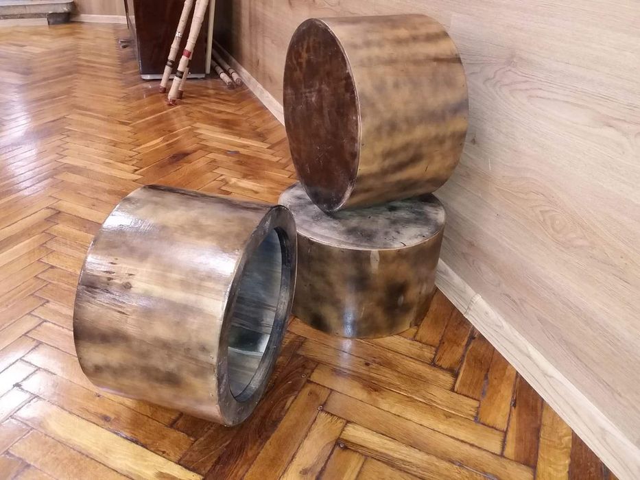 Комлект пръчки и колан за тъпан  . Шиници за танцуване   70 лв