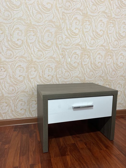 Продам спальный гарнитур