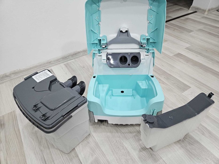 Aspirator Bosch BWD420HYG AquaWash & Clean– 2000W – Accesorii complete