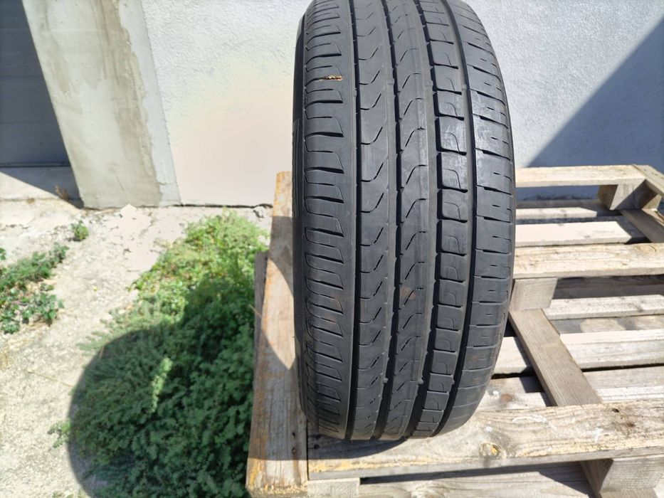 215/50/17 Пирели ДОТ 2020 г - Само 1 брой гума