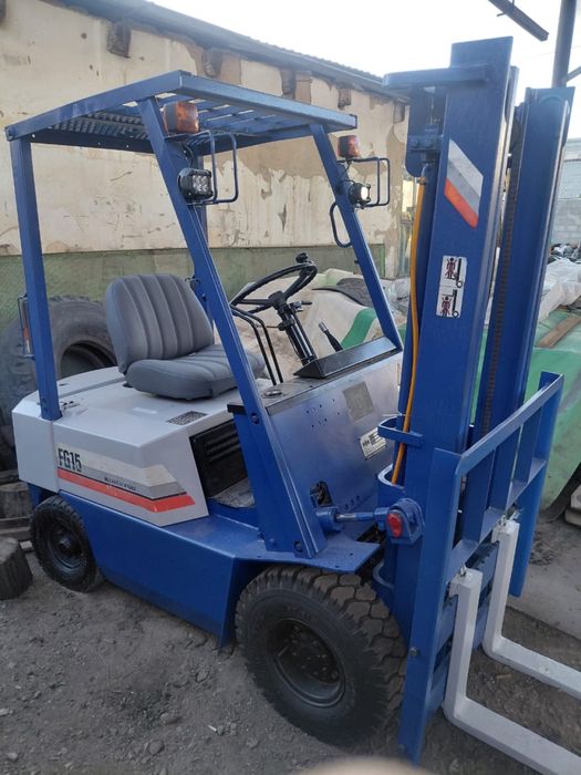 Komatsu вилочный погрузчик