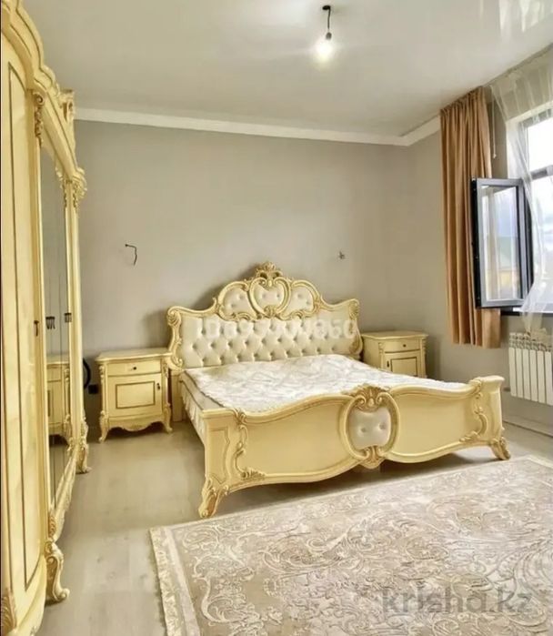 Дом новый в городе