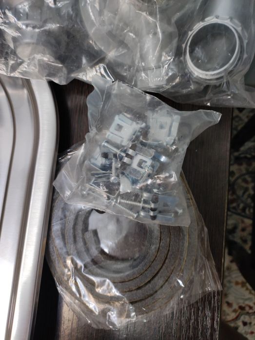 Кухонная мойка новая