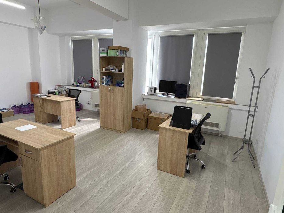 Spatiu de Birou 38m2 Etaj 1 - zona Baza 3 - Calea Chisinaului 132