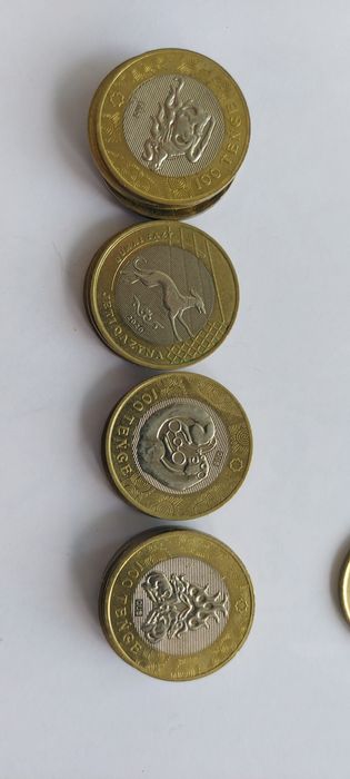 Продам коллекционные монеты.