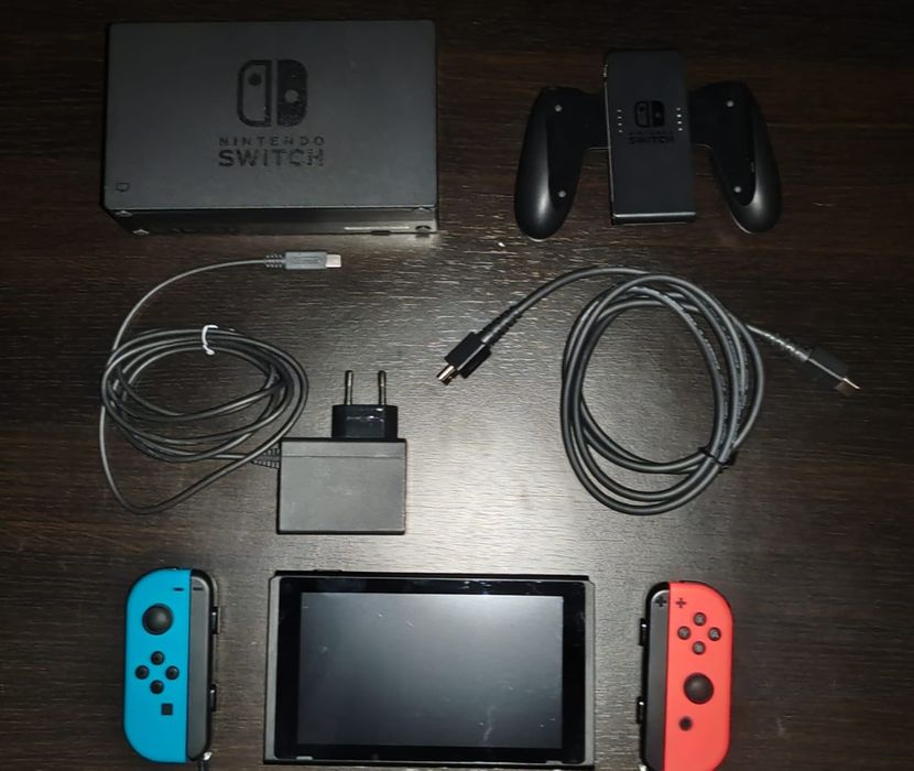 Nintendo switch ca nou + 3 jocuri incluse