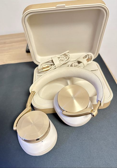 Bang & Olufsen Beoplay H95 Gold