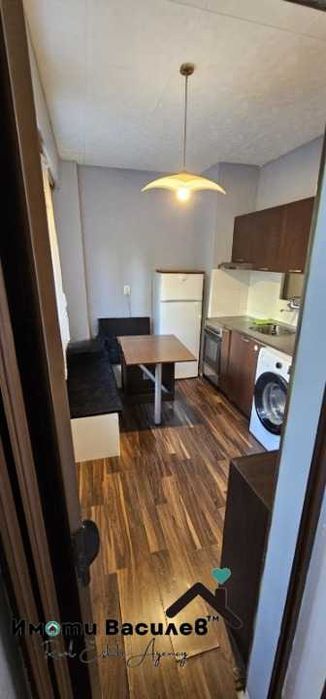 Продава се Двустаен апартамент в София, Център - 50 кв.м за 1377 €/кв.м - Снимка #4