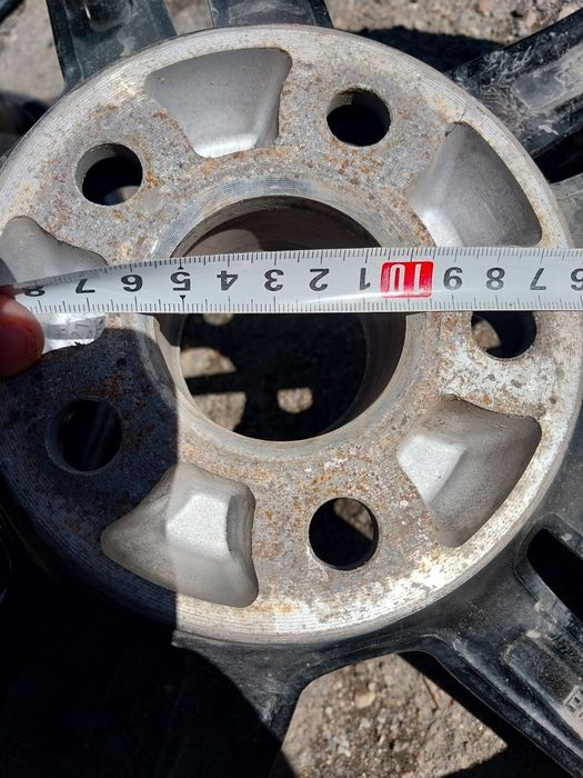 4 диска R16 Vector. Разболтовка 5×100.