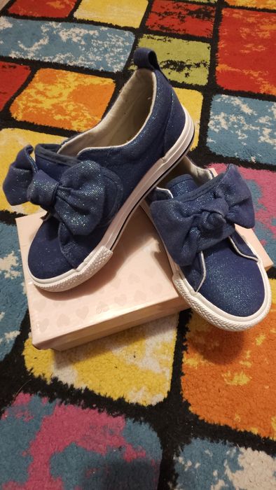 Pantofi  cu sclipici 29