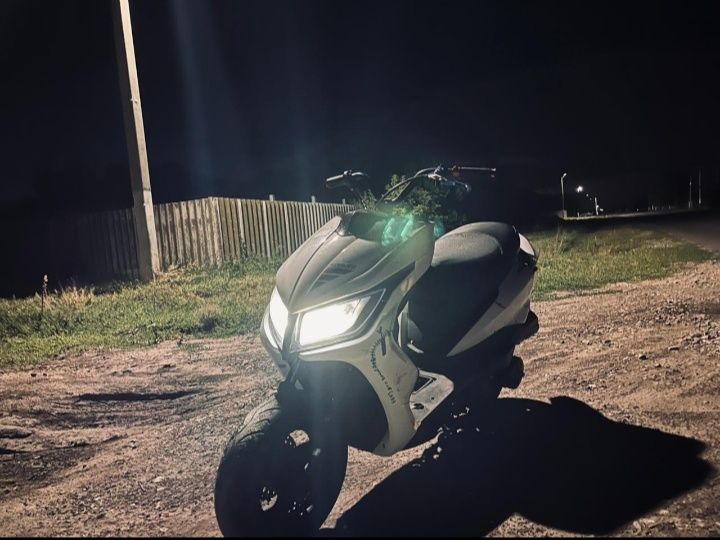 Скутер m8 за 100.000