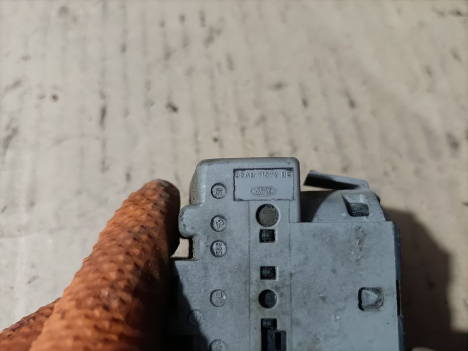 Contact :Focus,Mondeo,Fiesta...livrez colet avantajos oriunde în țară!