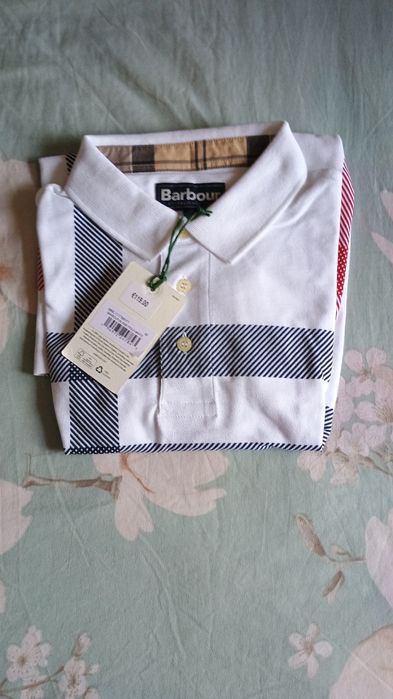 Tricou.   Barbour