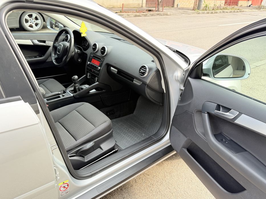 Audi A3 Sportback Facelift 2.0 TDI 140 CP RATE 350 lei AVANS 0 GARANTIE 12 LUNI BUY BACK