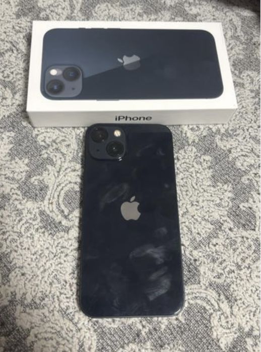 Продам айфон 13 срочно