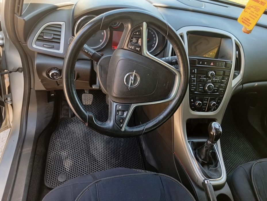 Opel Astra 1.9 110кс