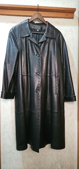 Женское кожаное пальто