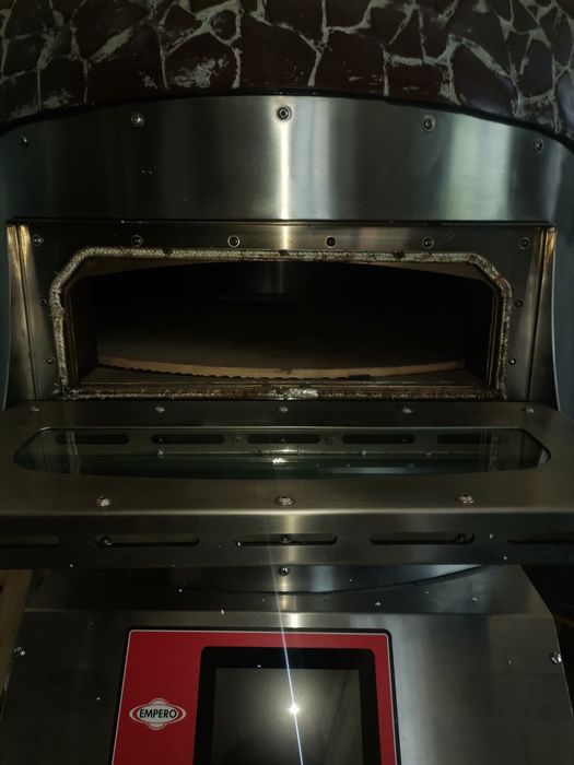 Vând cuptor pizza napoletan