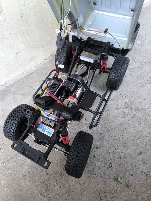 Automodel jucarie RGT CRUISER V3 1:10 Trail Crawler RTR (Traxxas)