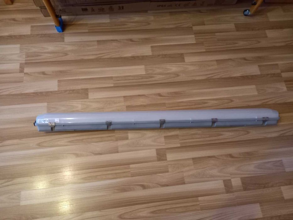 Нови  LED осветителни тела 120 см, 36W, влагозащитени