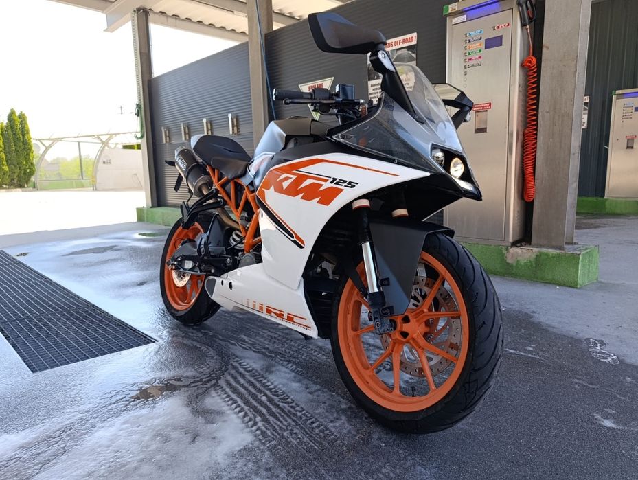 Ktm RC 125 2016 A1