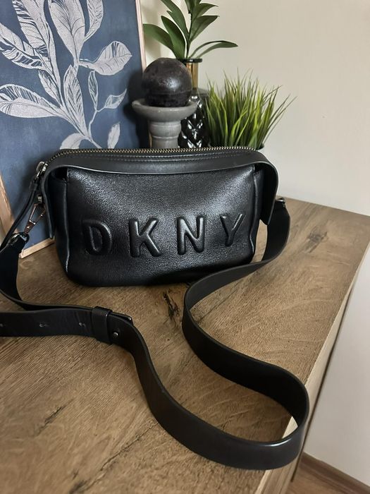 Дамска чанта DKNY