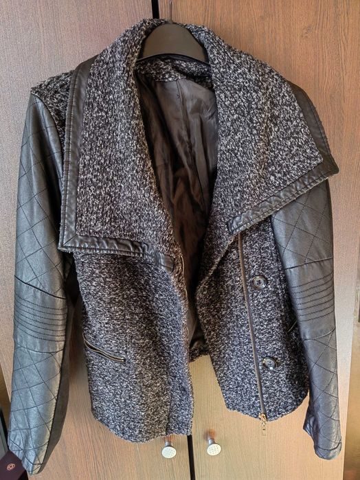 Дамско сиво късо яке