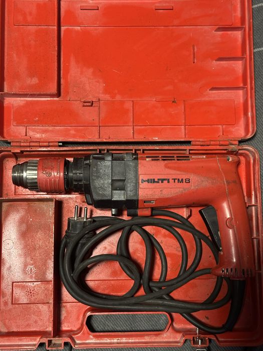Bormasina hilti