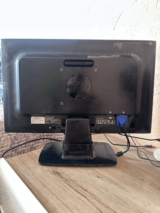 Монитор HP LE2002x