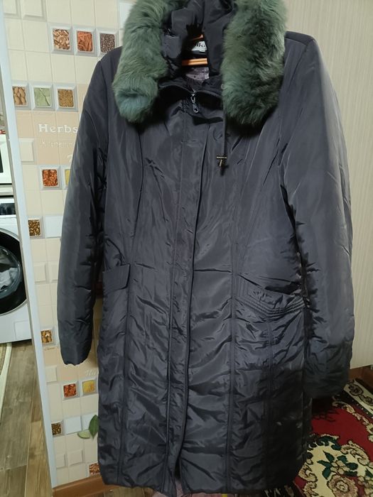 Продам женский пуховик