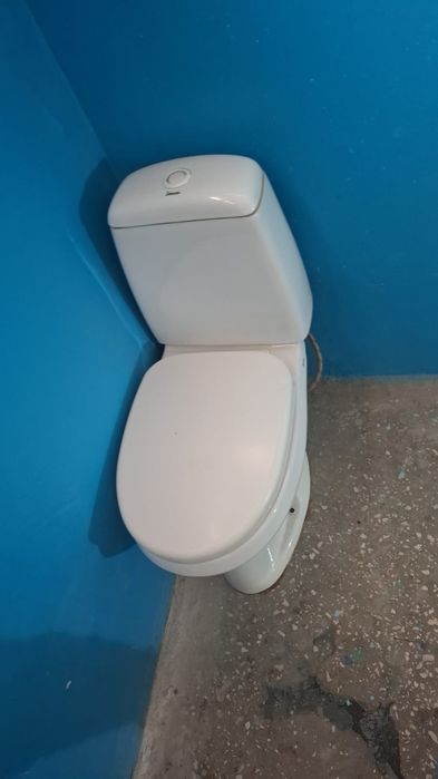 Продам унитаз рабочии