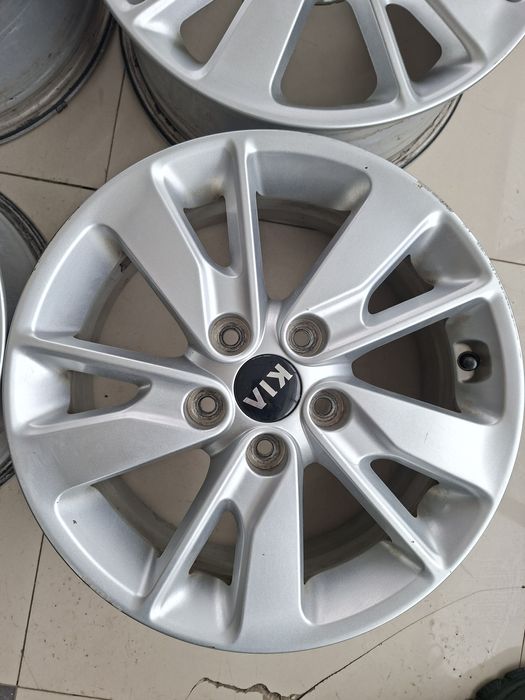 Продам диски. Р16. Оригенал.