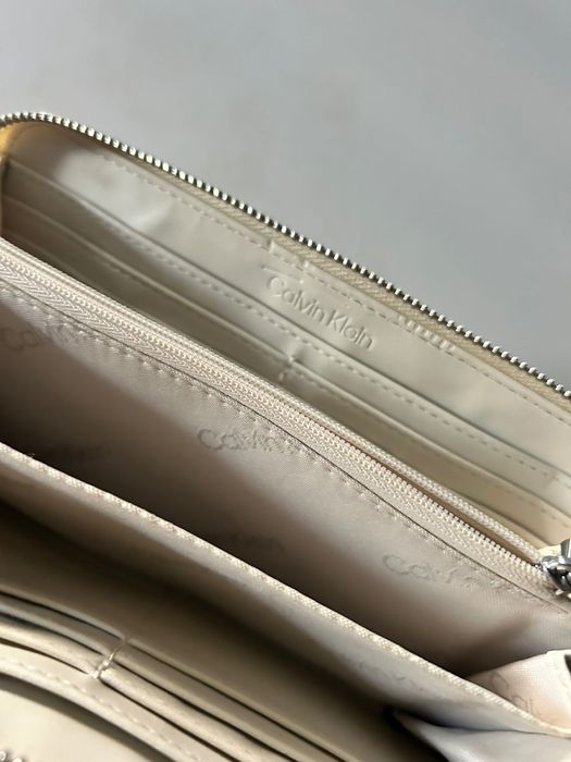 Оригинално портмоне Calvin Klein като ново