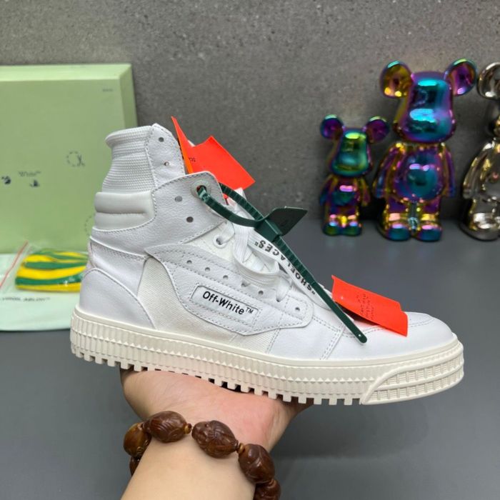 Off White Court 3.0