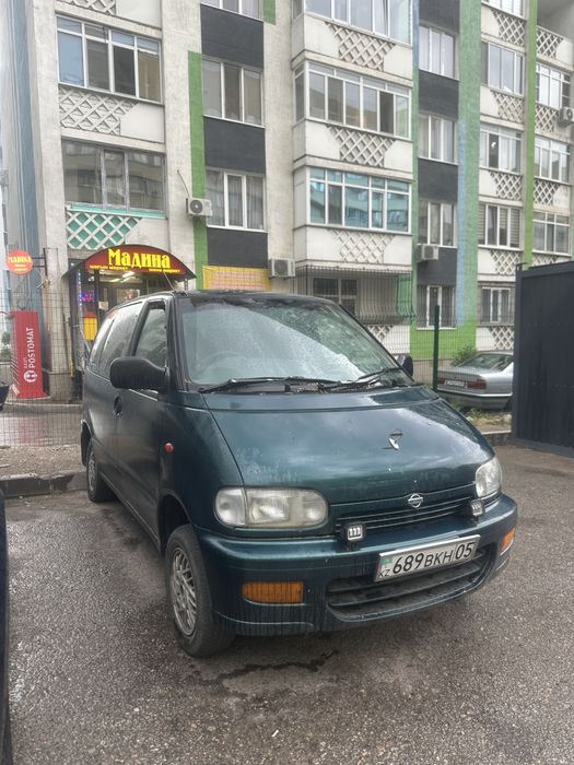 Nissan Serena, 1996