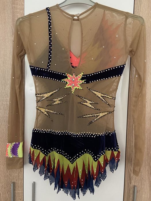 Трико за художествена гимнастика