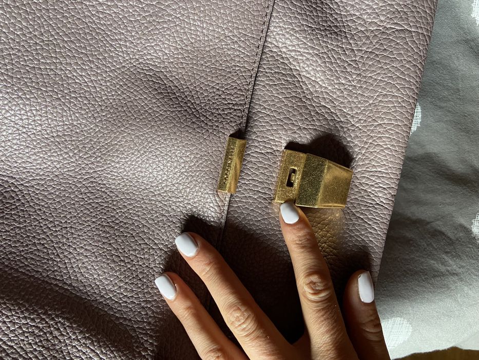 Coccinelle чанта