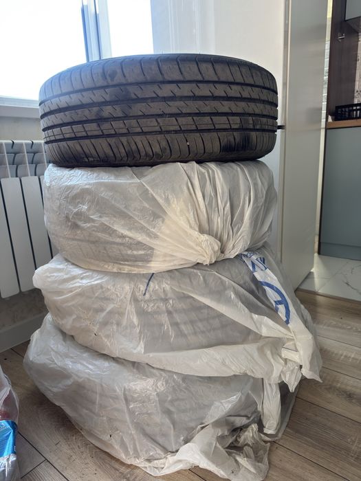 Летние шины с дисками в комплекте 215/55/17