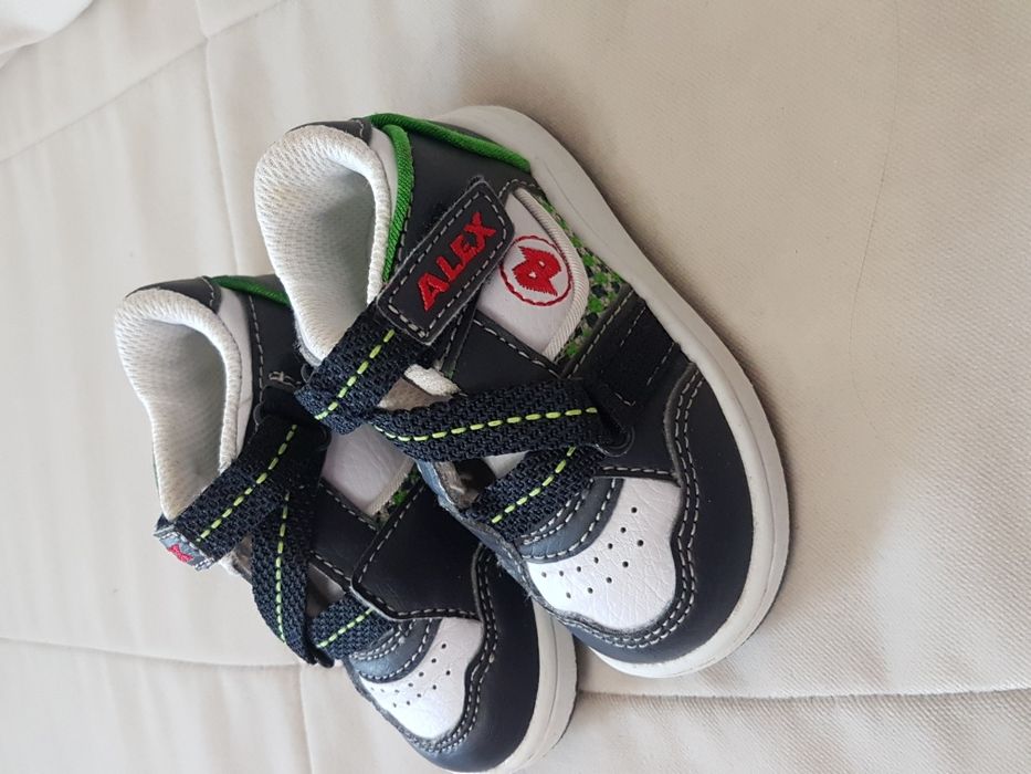 Nike adidas маратонки и кецове