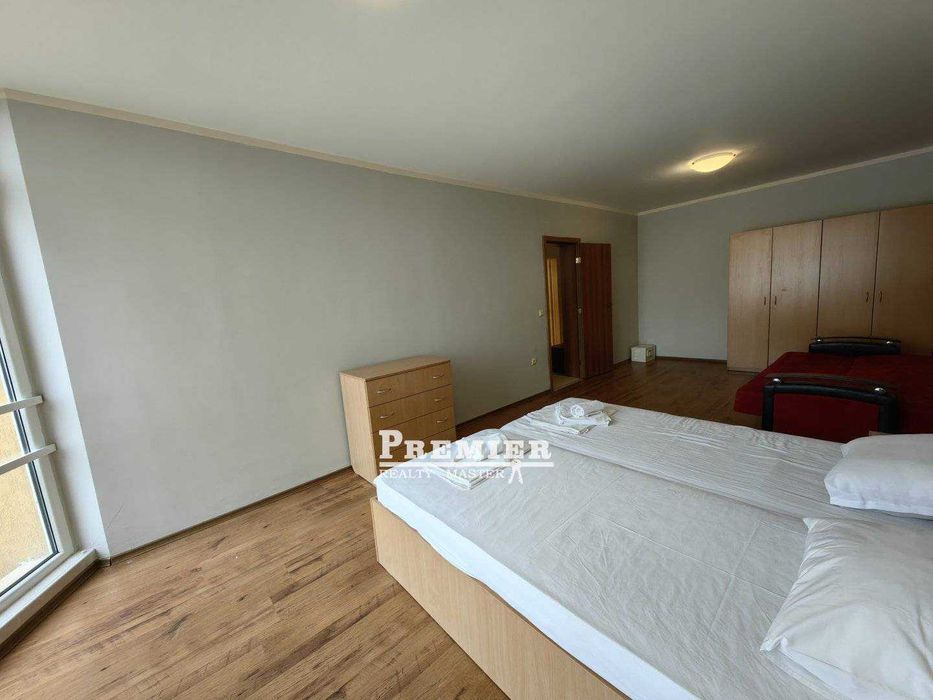 Продава се Тристаен апартамент в Бургас, Акациите - 95 кв.м за 628 €/кв.м - Снимка #10