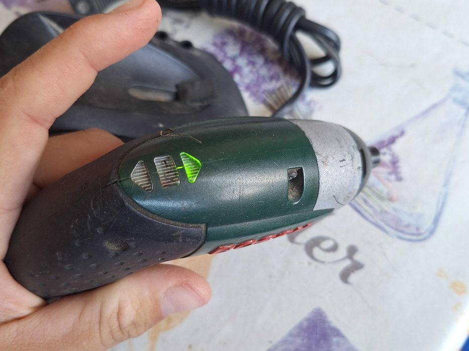 Акумулаторна отвертка BOSCH IXO
